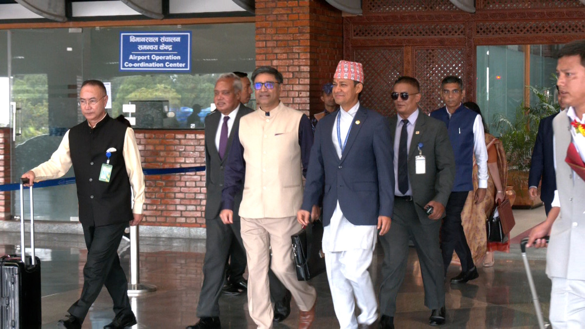 प्रधानमन्त्री ओली भेट्न विमानस्थलबाट सिधै बालुवाटार पुगे भारतीय विदेश सचिव विक्रम मिश्री